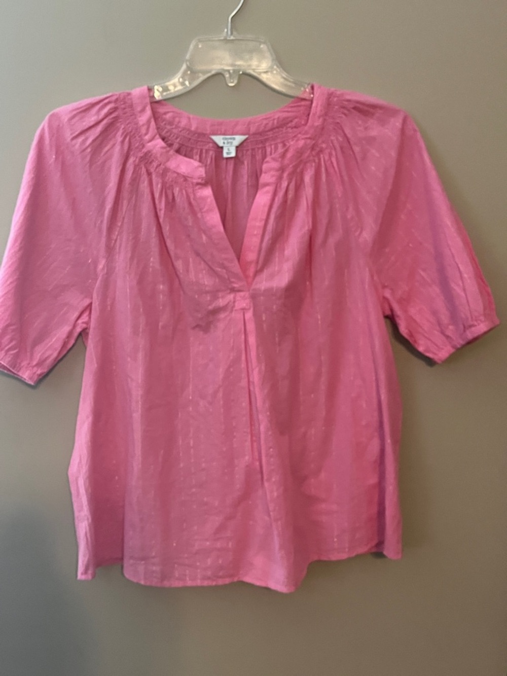crown & ivy Pink Split V-Neck Short Sleeve Blouse
